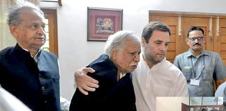gandhi26112017-7.jpg