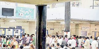 gandhi11122017-7.jpg
