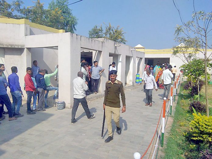 gandhi15122017-4.jpg