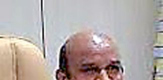 gandhi22122017-1.jpg