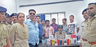 guj3042018-5.jpg