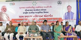 gandhi652018-2.jpg